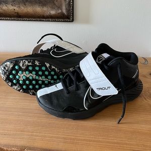 Boys Nike Turf Shoes